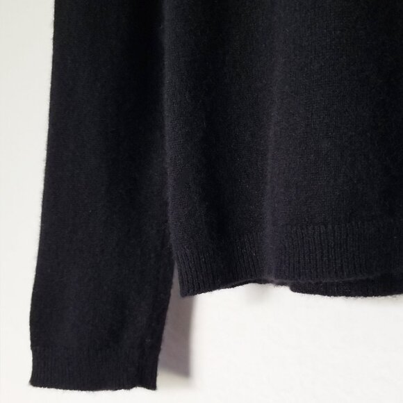 Garnet Hill Essential 100% Cashmere Turtleneck Sweater Size S Black SOFT $189 - Picture 11 of 15